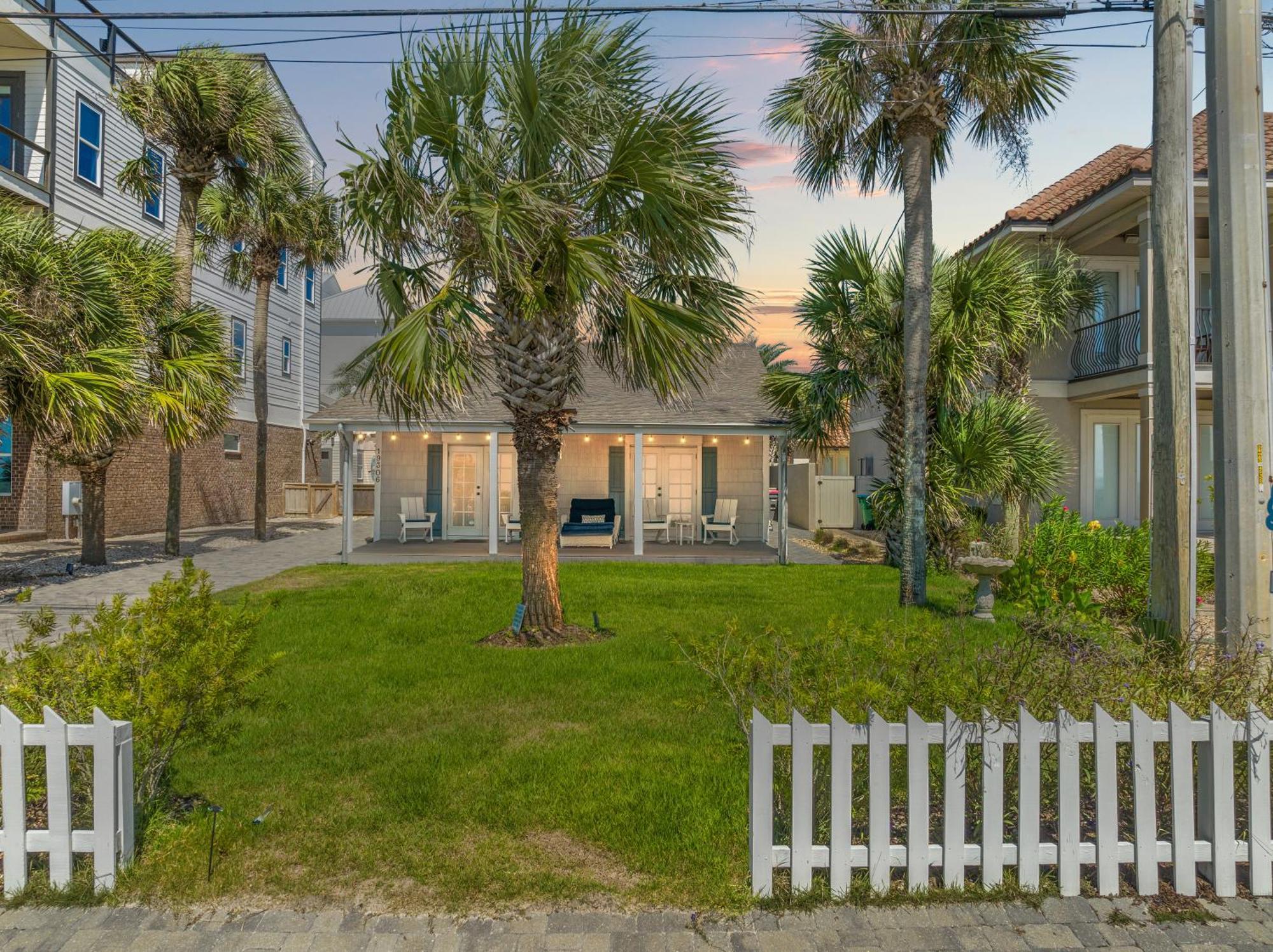 Holiday home Cute Steps To The Beach! Panama Beach, Fl! *