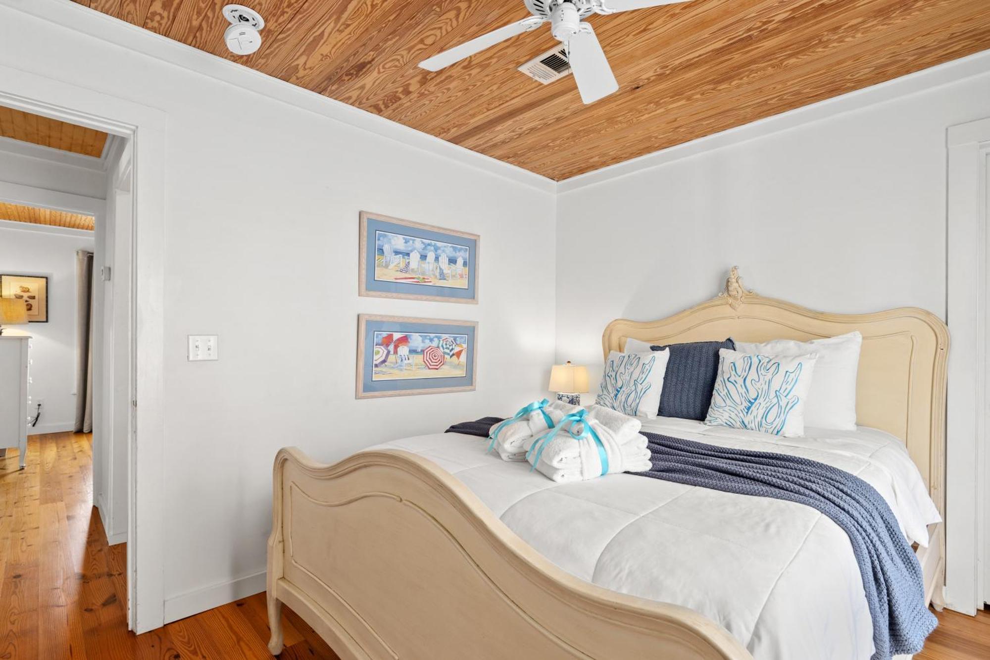 Holiday home Cute Steps To The Beach! Panama Beach, Fl!
