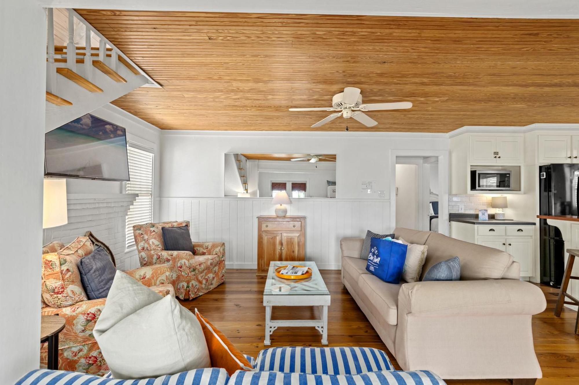 Holiday home Cute Steps To The Beach! Panama Beach, Fl!